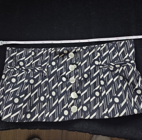 CRISCA TOP W/ WAIST CINCHER - Picture 9 of 9